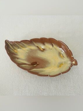 Frankoma Pottery Leaf Dish 225 Cream Serving Dish Trinket Dish 9-10” Home Decor
